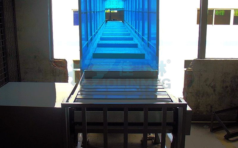 鏈板輸送機(jī)