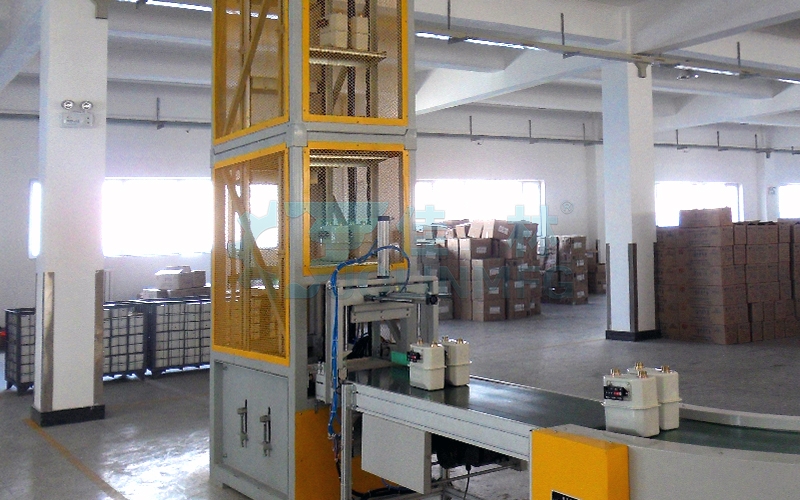 連續(xù)式提升機